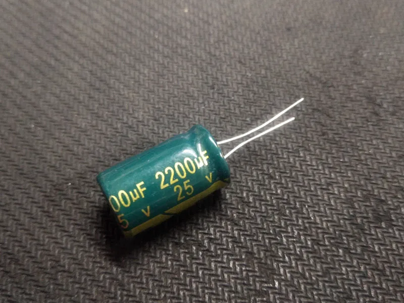 Green gold high frequency low resistance electrolytic capacitor 25V2200UF 13 * 21