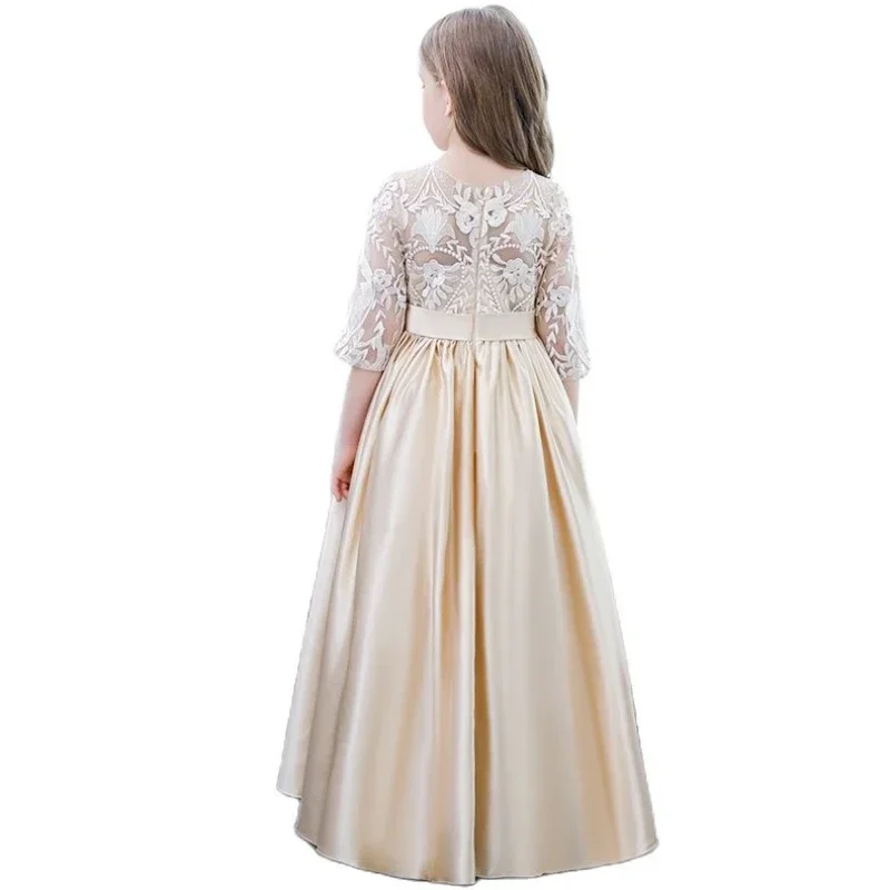 ชุดเดรสดอกไม้Appliquesลูกไม้ครึ่งแขนดอกไม้ปักเด็กงานแต่งงานFirst Communion Gowns