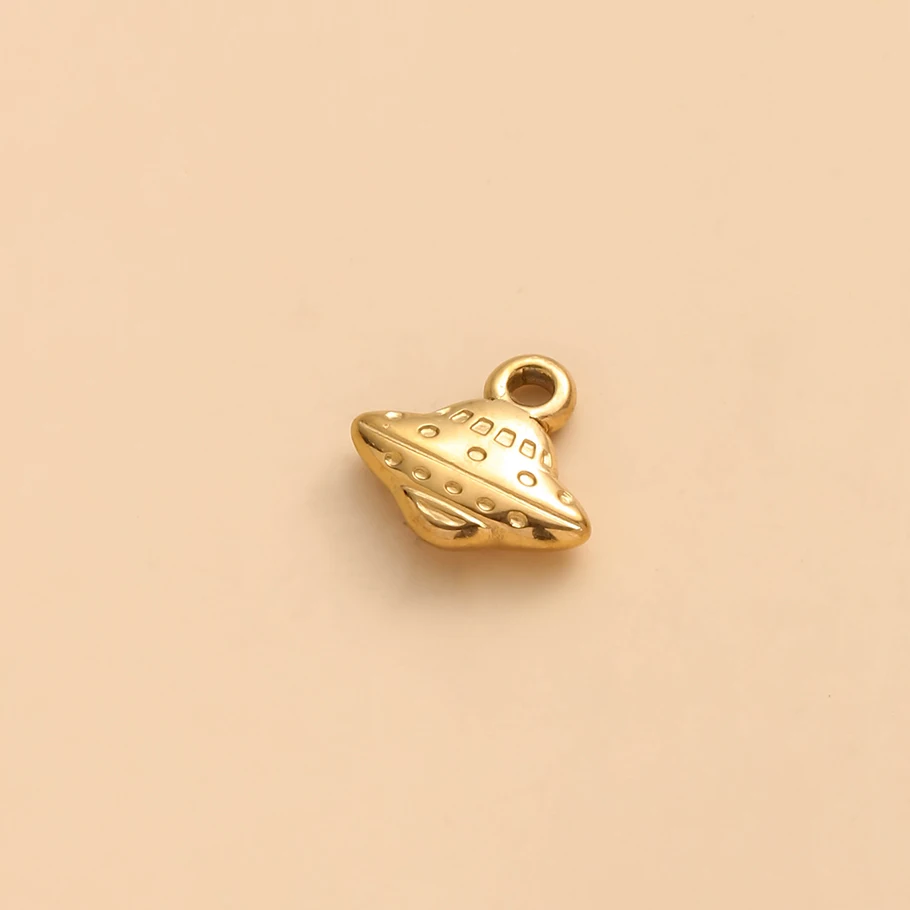 10pcs/lot Spacecraft Alien Stainless Steel Originality Pendant Table Lamp Football Badminton Racket Commodity Charms DIY Jewelry