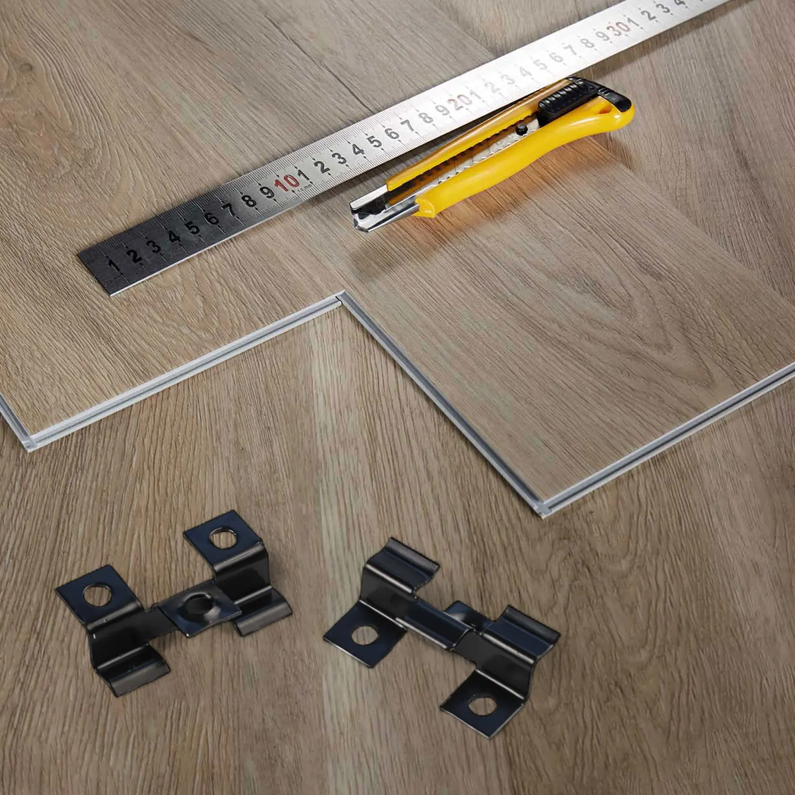 Efficient Fastening with 100 Pack of Stainless Steel Composite Decking Clips Secure Board Installation Solutions