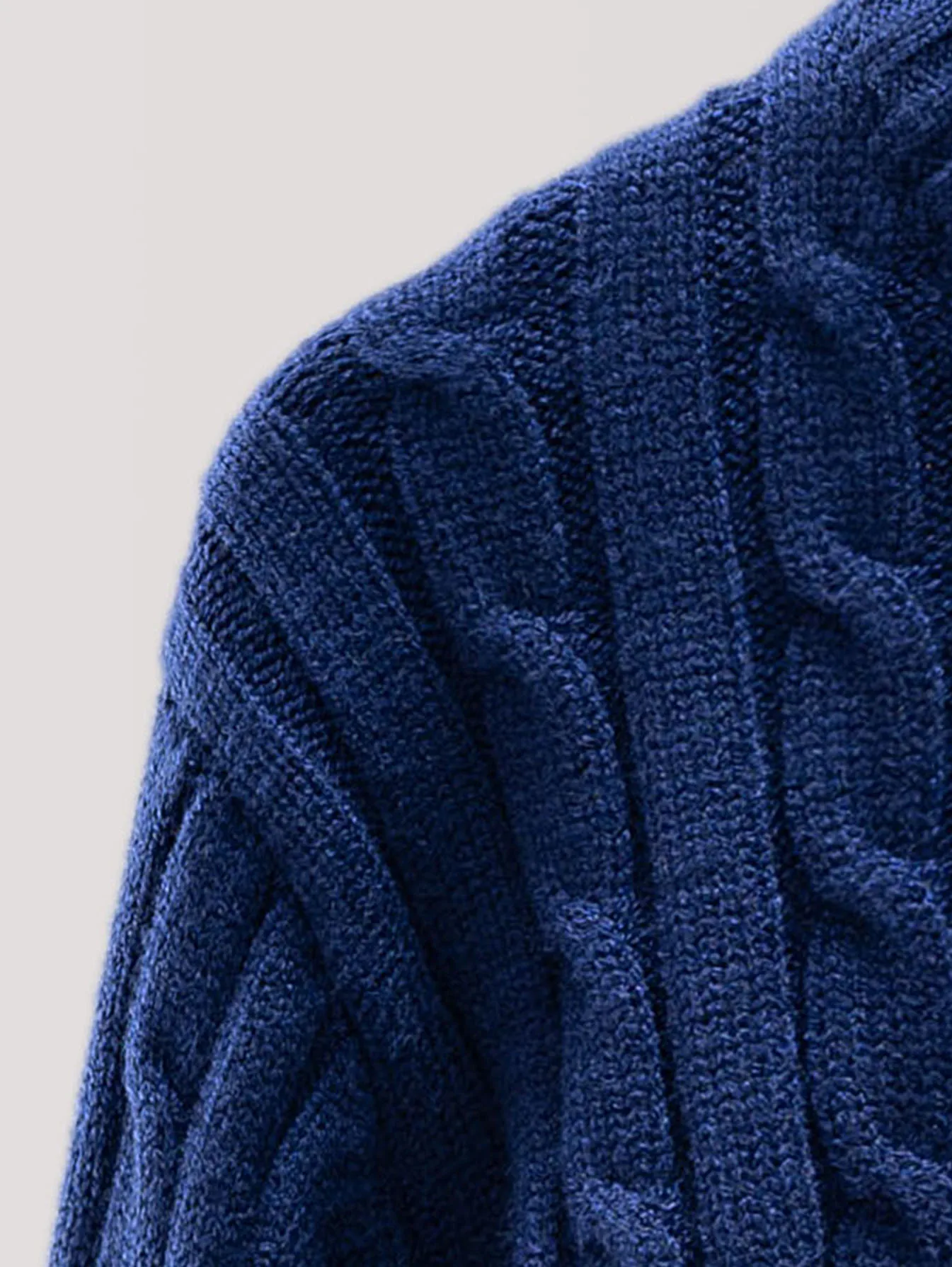 Kinderpullover mit Zopfmuster, Rundhalsausschnitt, lange Ärmel, warmer Strickpullover für Jungen und Mädchen, lässiger, weicher Pullover für Herbst und Winter – Detail 3