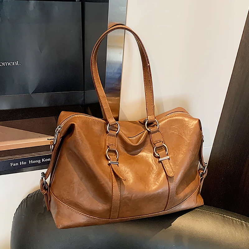 

Women's Handbag Commuter Large Capaci Soft Leather 2025 New Portable Sports Bag Casual Simple Crossbody Bag Travel Bag