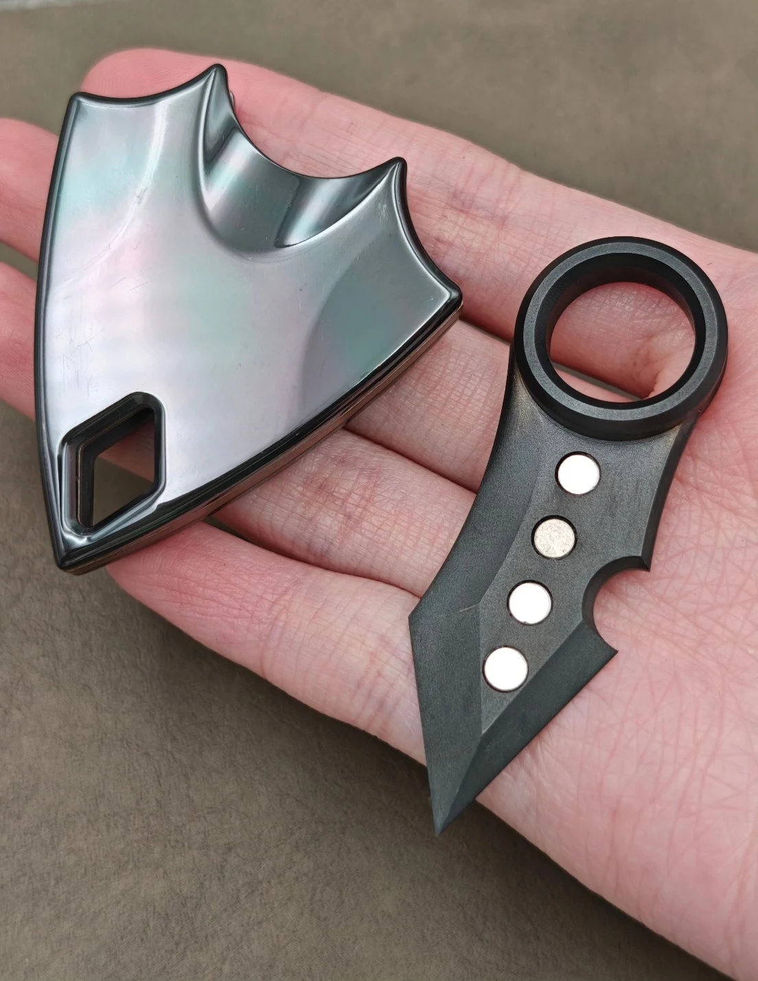 Used EDC SOAR Vientiane Yingsheng High Matching Zirconium Fate Push Card Edc, Zirconium Alloy, Very Interesting Little Game