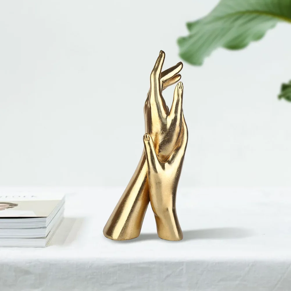 Resin Handicraft Golden Hand Hand Sculpture Arm Golden Shake Hands Figure Decorative Figurines Home Decoration Accessories