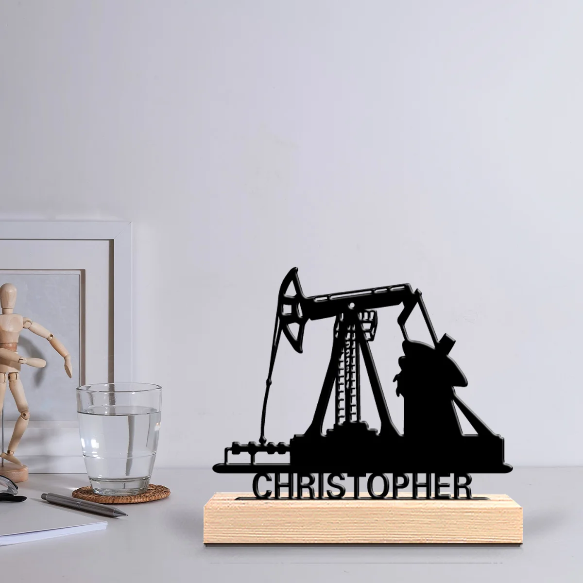 1pc Oil pump and oil workers Personalized Text Tin Statue Metal  With Wood Base Metal Sculpture With Wood Base For Friend Gifts