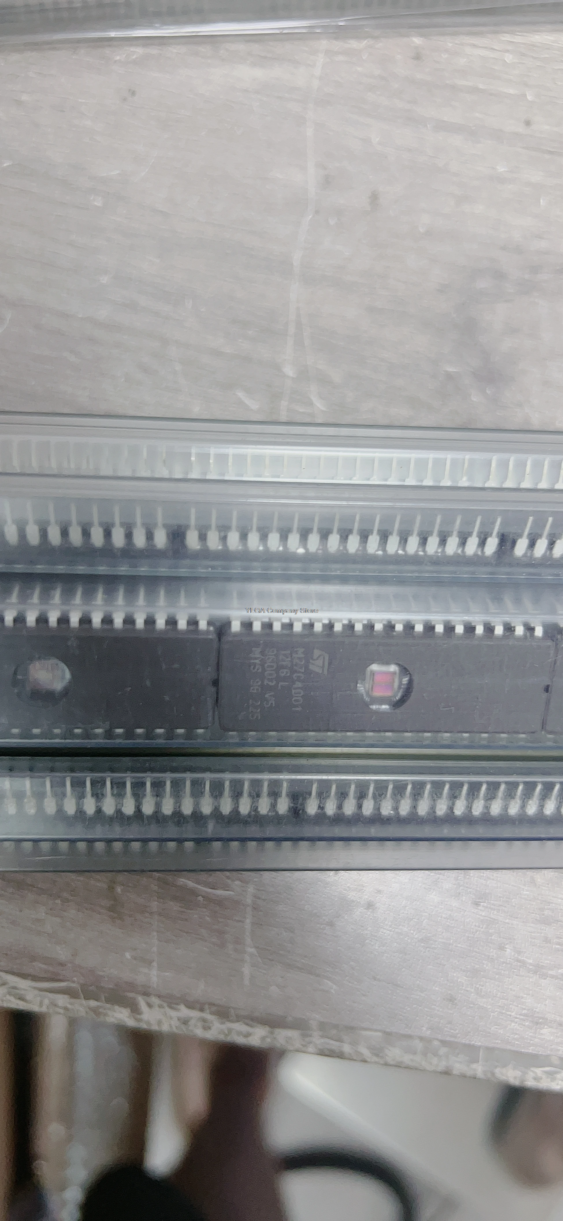 

M27C1001-12F6 L CDIP32 M27C1001-12F6 L 1MB Integrated Circuit Machine Chip Storage 5PCS -1lot