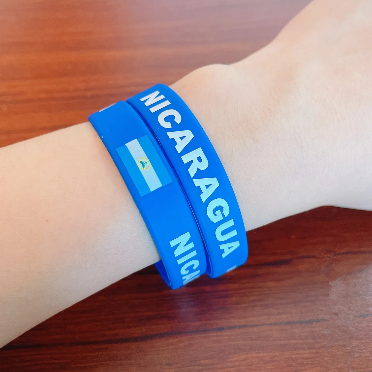 2pcs Nicaragua Flag Silicone Bracelets Sport Game Wristband National Flags Wrist Strap Men Women Rubber Band Fashion Accessories