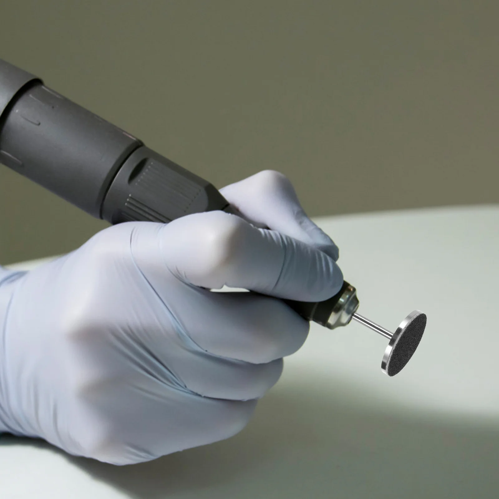 60 pezzi set di dischi abrasivi per unghie punte di carta vetrata a grana fine per trapano per unghie pedicure lucidatura rimozione calli accessori per strumenti per manicure