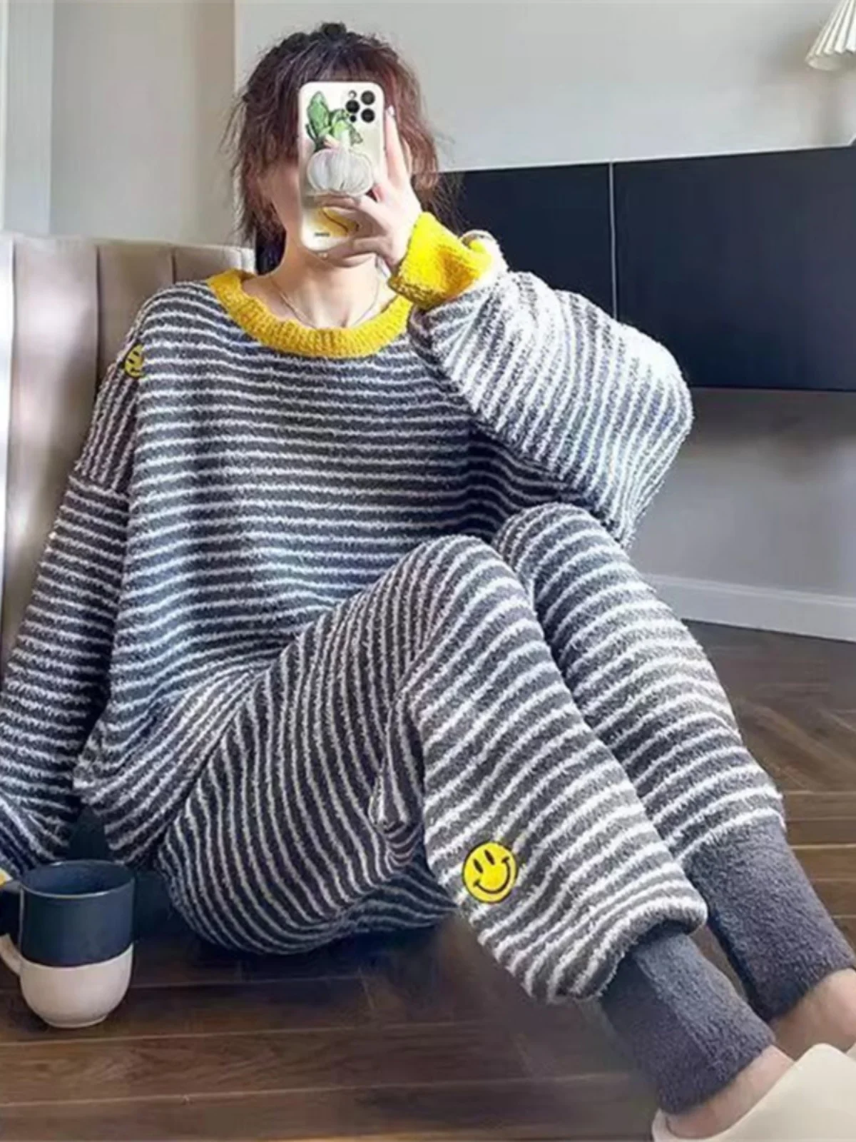 Plus Size Soft Coral Fleece Pajamas Women's Winter Thickened Half Velvet Warm Stripes Home Clothes Set Comfortable Long Sleev...