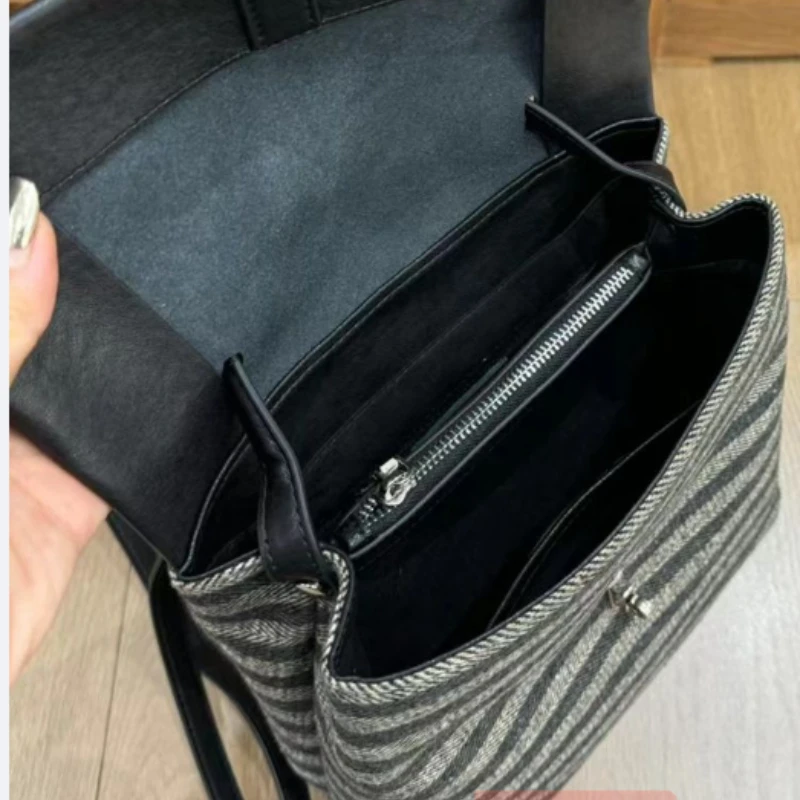 Large-capacity Pack Spliced Striped Backpack Women's 2026 Light Luxury Bag Niche High-value Work Commuter Bagpack
