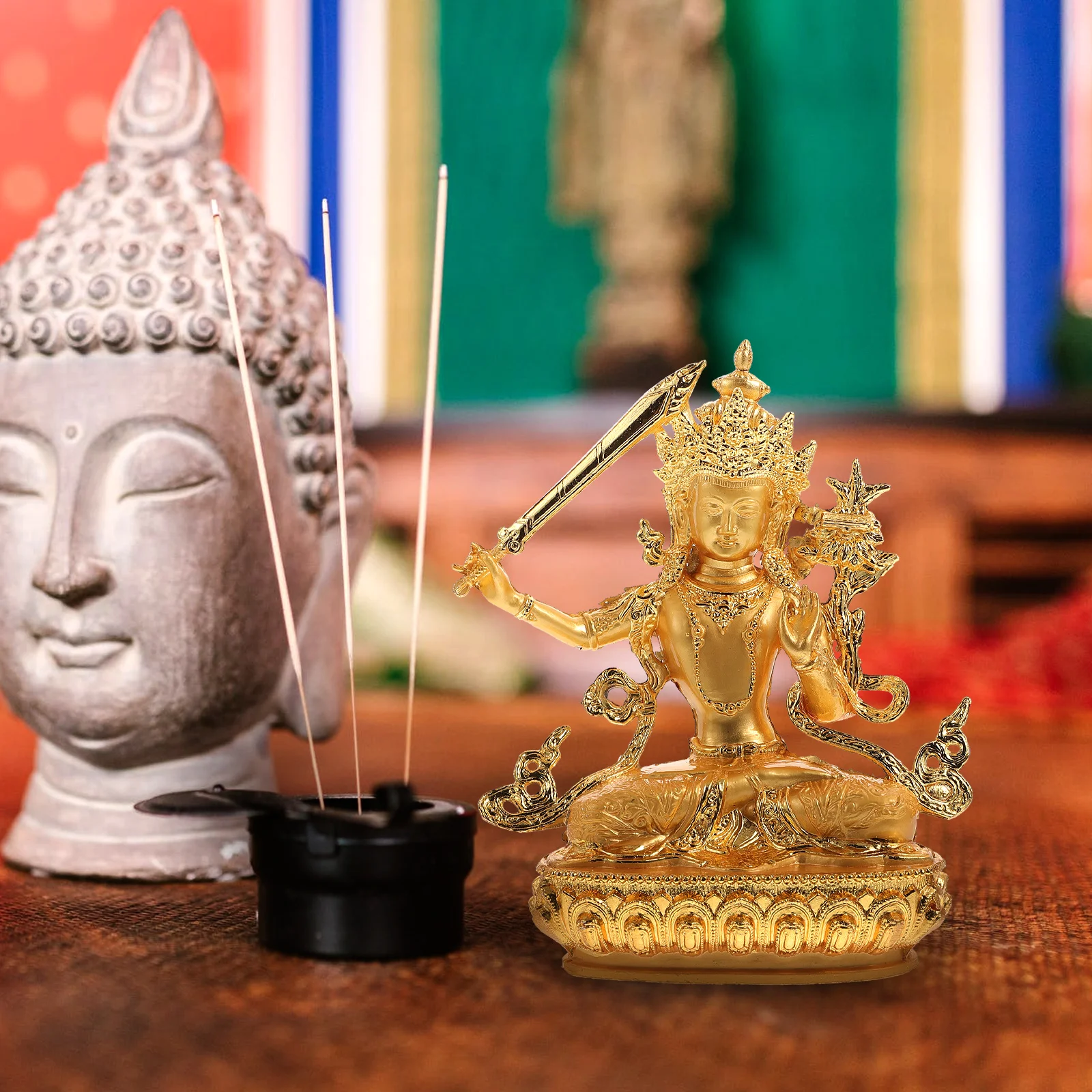 

Gilded Manjushri Buddha Statue Compact Lightweight Desktop Sculpture Alloy Figurine Meditation Buddhism nament Lucky