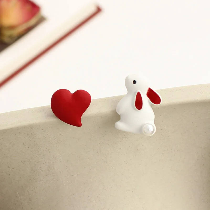 

Asymmetric Cute Rabbit Heart Stud Earrings For Women Girls Lovely Sweet Small Earrings Party Daily Versatile Jewelry Girl Gift