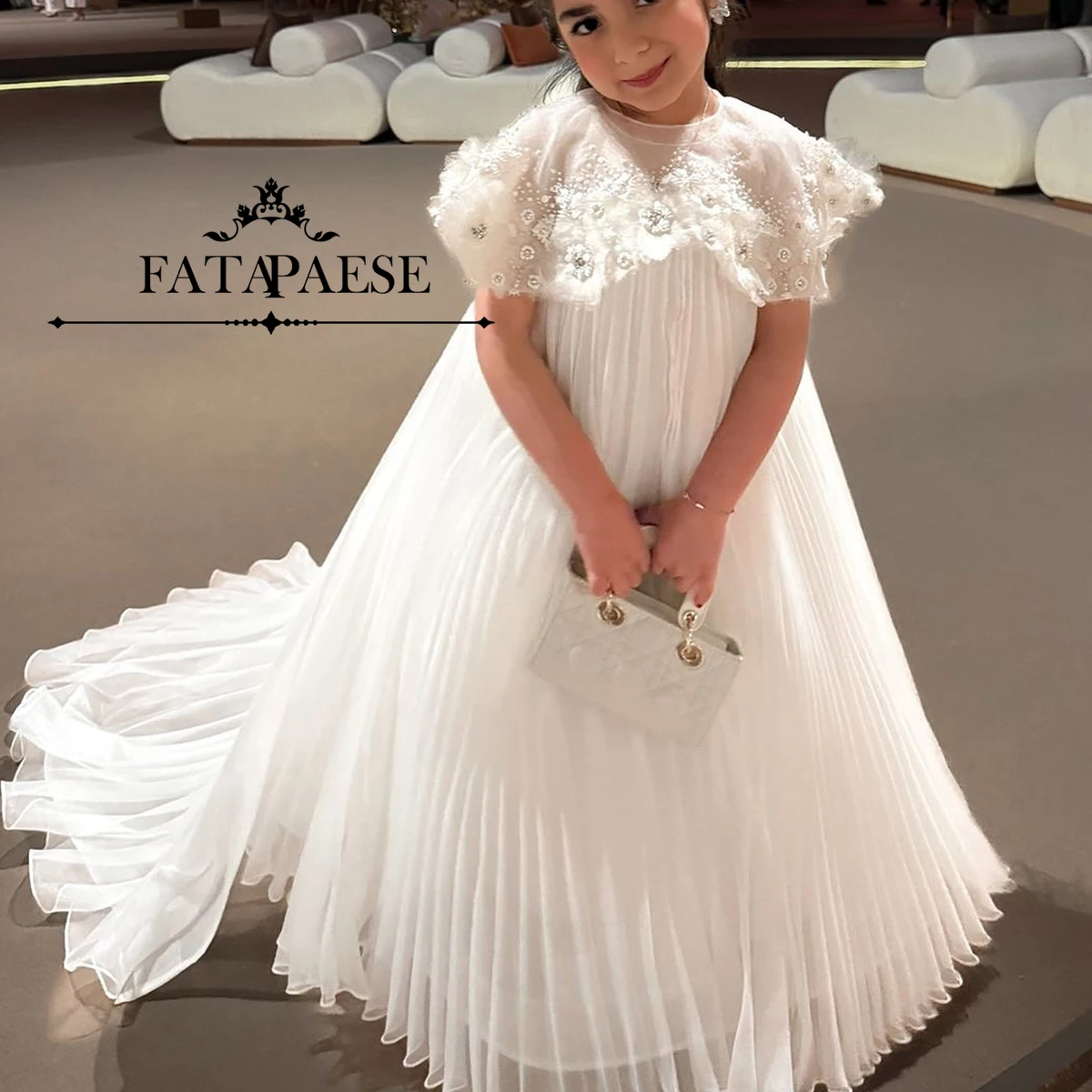 FATAPAESE ที่กําหนดเองงานแต่งงานสาวชุดถัง Shining คริสตัลไข่มุกชีฟองความยาวกระโปรง CommunionBall Gown