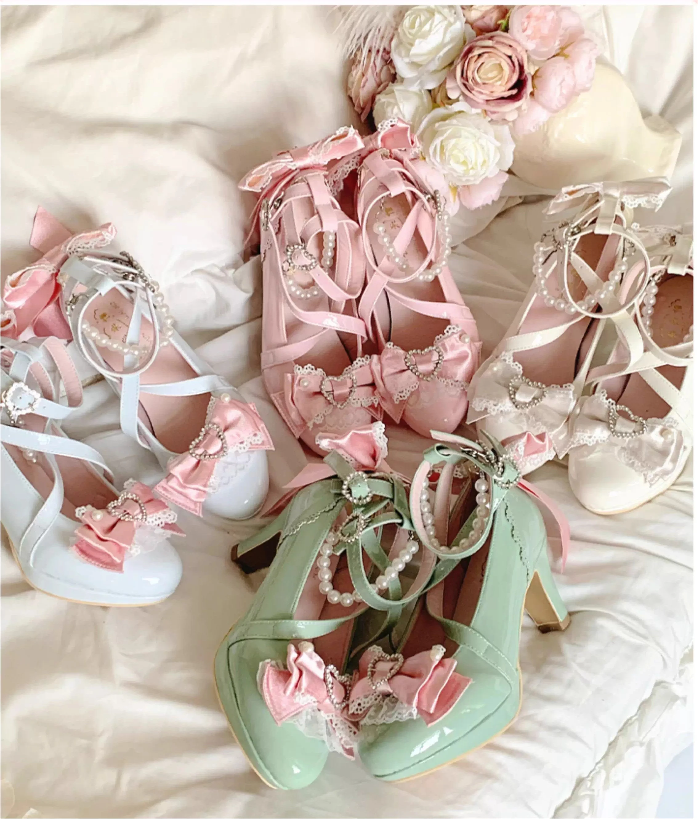 Original Showa girl Ji pointed waterproof table high heels women Japanese ancient Lolita bow love rhinestone shoes women