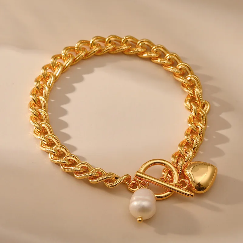 

Hip Hop Style Flat Link Chain Bracelet for Women Minimalist Gold Color Bracelet with Heart Shaped Pendant Trends Girls Jewelry