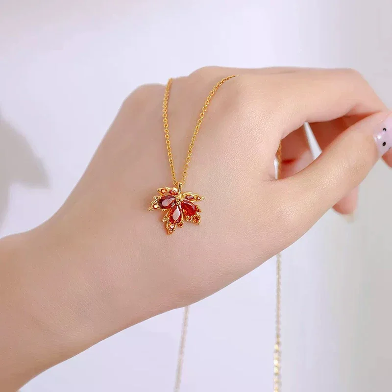 New Fashion Love Memory Red Maple Leaf Pendant Necklace For Women Cute Romantic Female Neck Chain Ladies Stainless Steel Jewelry
