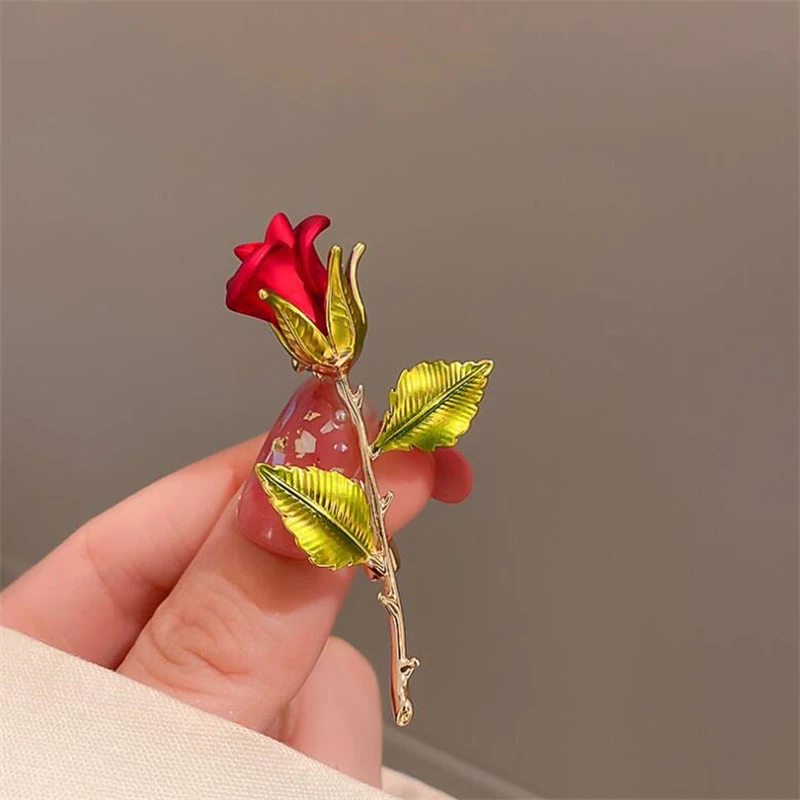 Beautiful Rose Flower Brooches Collection For Women Lady Elegant Flower Pin Summer Design Party Valentine Day Gift 2023