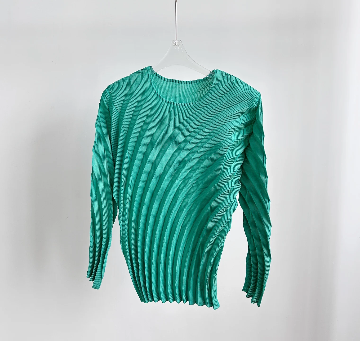 Miyake Pleated Solid Color Top 2025 Spring and Summer New Hand Pleated Hundred Long-sleeved T-shirt