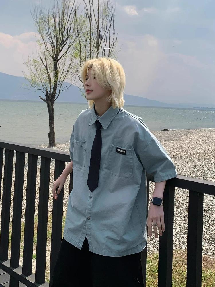 

Ретро-американский дизайн, джинсовая рубашка с коротким рукавом, повседневная свободная летняя рубашка в студенческом стиле для пар, мужская, женская, молодежная мода