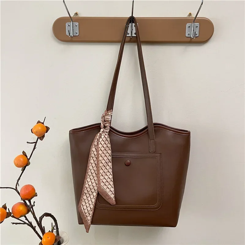 

Women's Tote Bags 2025 New Retro Casual Commuting Large-capacity Shoulder Bags for Women, High-end Handbags