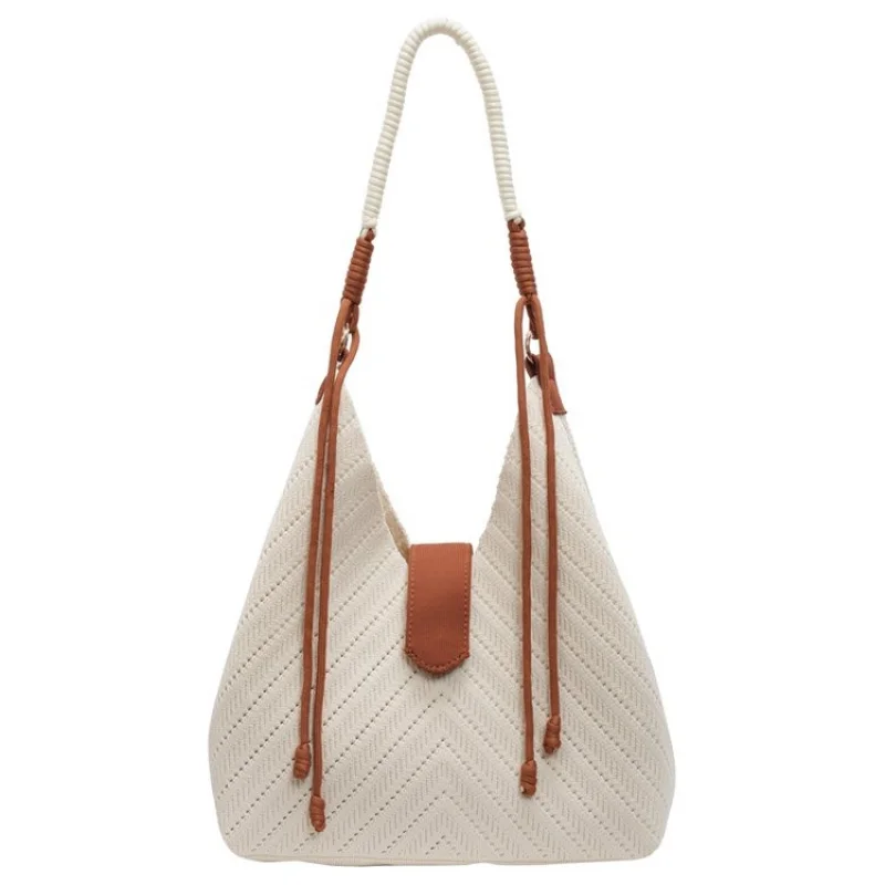 

Классический кошелек в стиле доктора с двойной ручкой и просторным внутренним стилем для хранения вещей