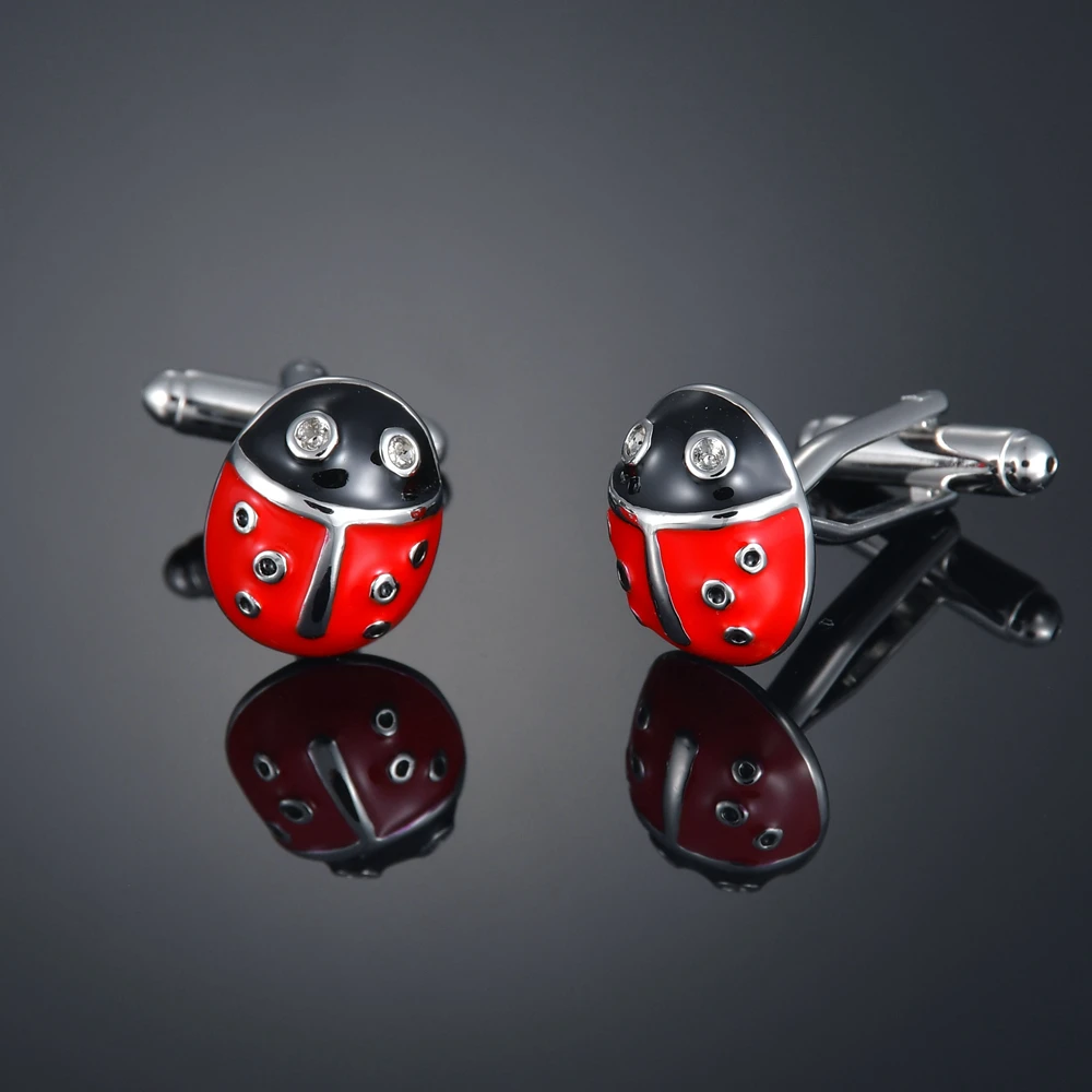 Shirt Cufflinks for mens Brand Crystal/Bus/Deer/Fish/Dragon Cuff links Wholesale Luxury Button Male Animal/Vehicle Cufflink