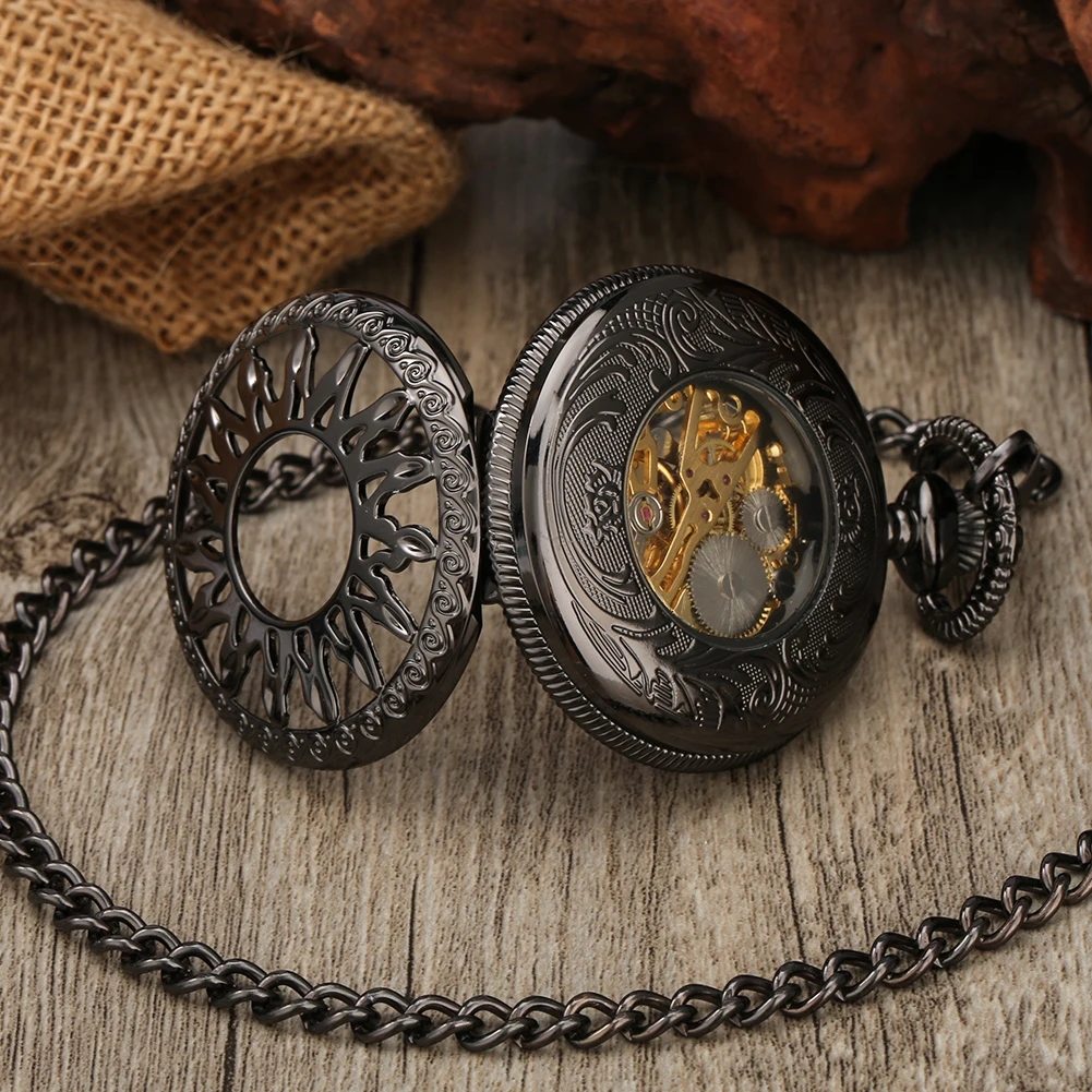 Coole schwarze hohle Sonne Blumen gehäuse Design römische Nummer Skelett mechanische Anhänger Taschenuhr mit Kette vorhanden für Männer Frauen