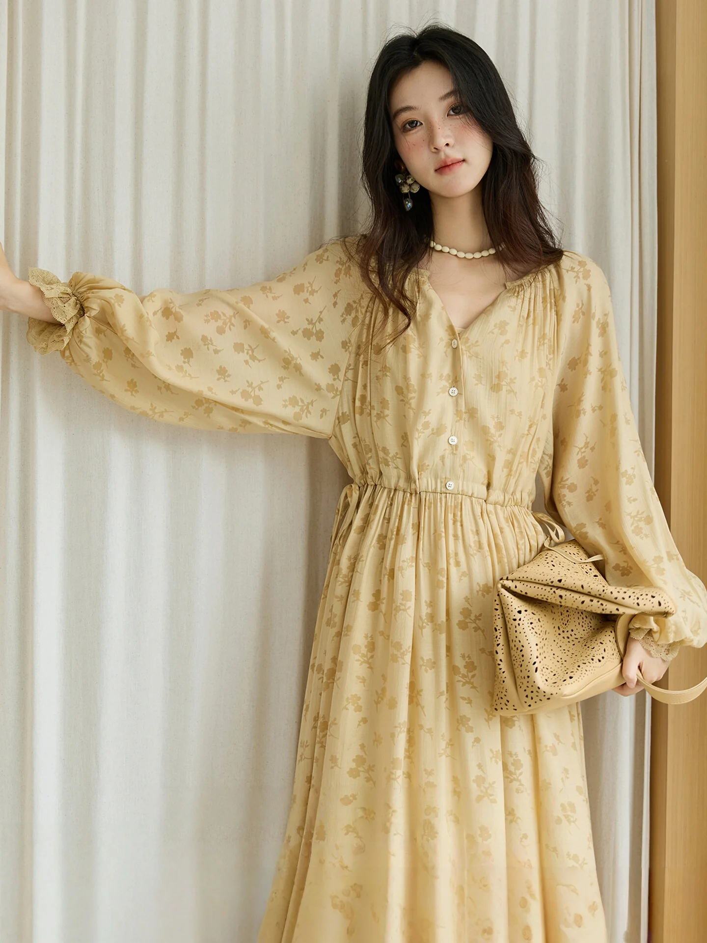 春の新作ファッション 花柄プリント シフォンドレス レディース Vネック ランタン袖 ウエストシェイプ スリム ロングドレス 通勤ドレス