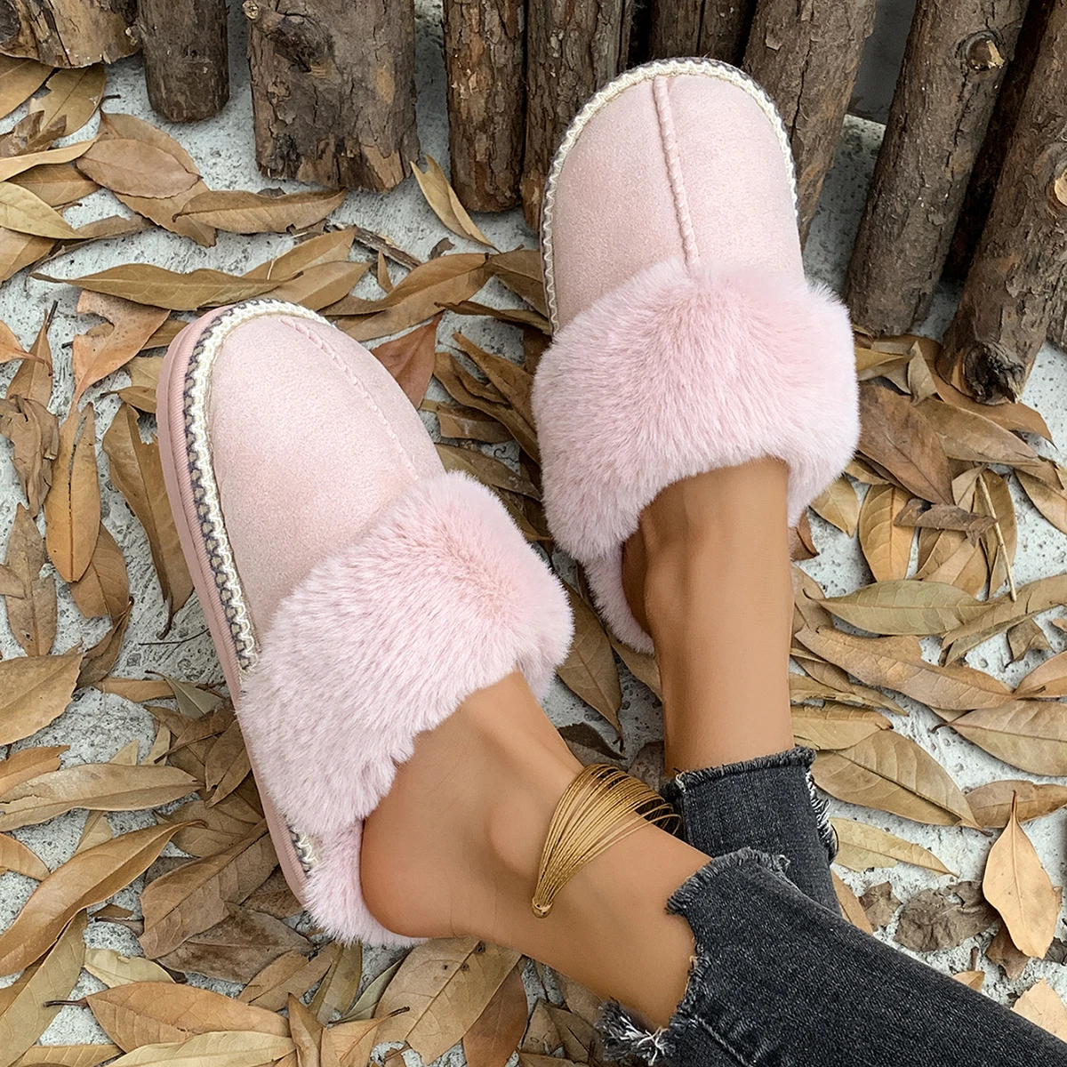 2024 Nieuwe Mode Casual Outdoor Luxe Bont Slippers Vrouw Winter Warm Pluche Muilezel Dia Dames Ontwerp Katoenen Huis Schoenen