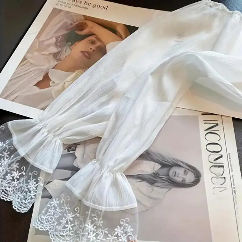 Sarung Tangan Berkendara Elastis Lengan Bunga Renda Musim Panas Wanita Baru Sarung Tangan Tabir Surya Tanpa Jari Panjang Elegan