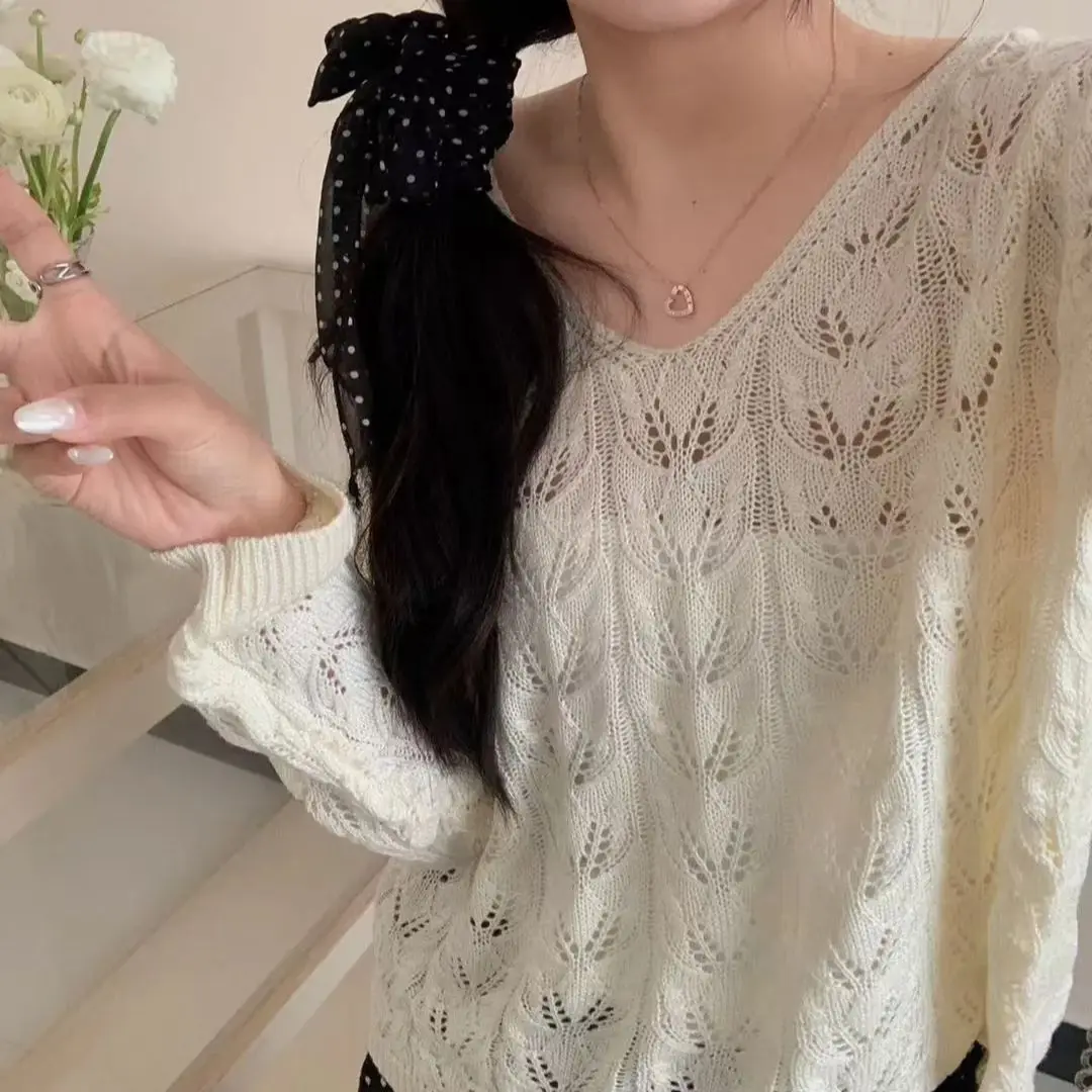 Versão coreana solta oco gancho flor camisola de malha topo 2025 feminino primavera verão novo suave versátil camisola pulôver