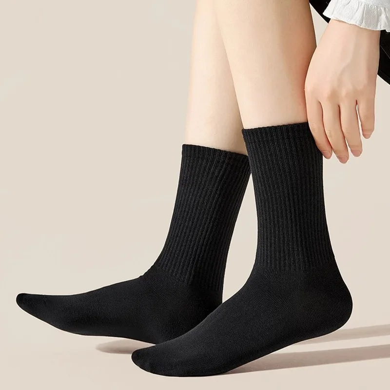 1/3/5pairs Solid Color Mid-tube Cotton Socks Spring Summer Sweat Absorbing Breathable Black/White Soft Comfortable Sports Socks - Image 3