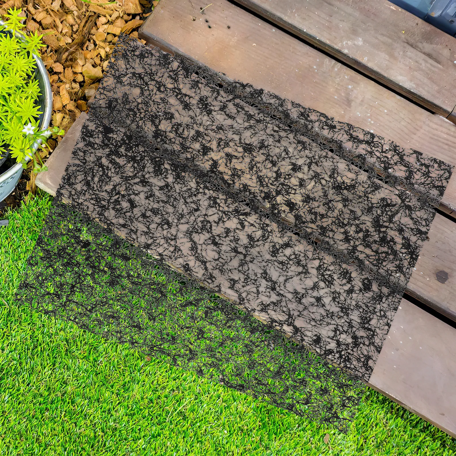 2Pcs Waterproof Blanket 13.36 X 11.4 X 0.79 in Outdoor Gardening Mat Soil Erosion Netting for Driveway Wet Clay