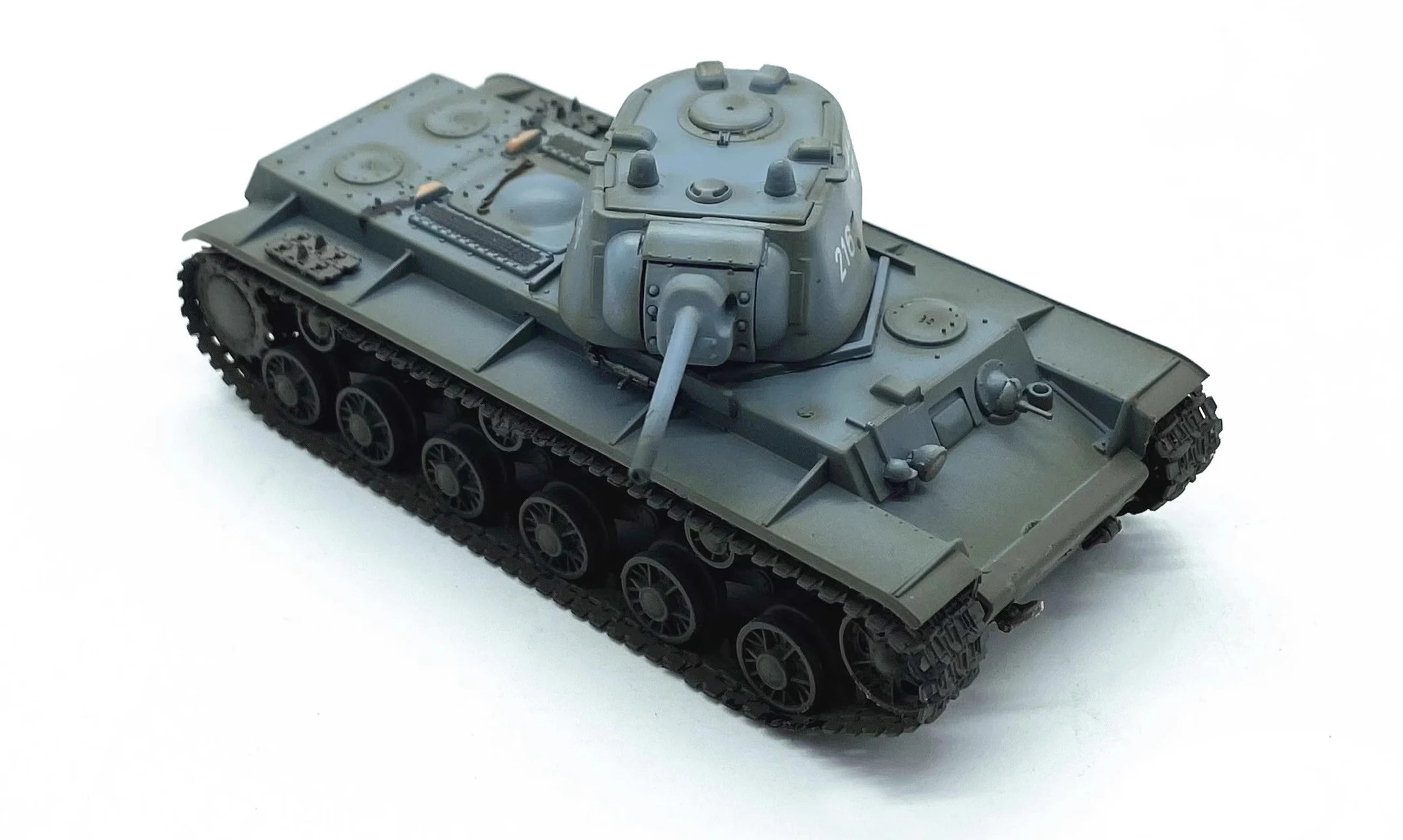 1: 72 36293 German seizure of KV-1 heavy tank model  Finished product collection model