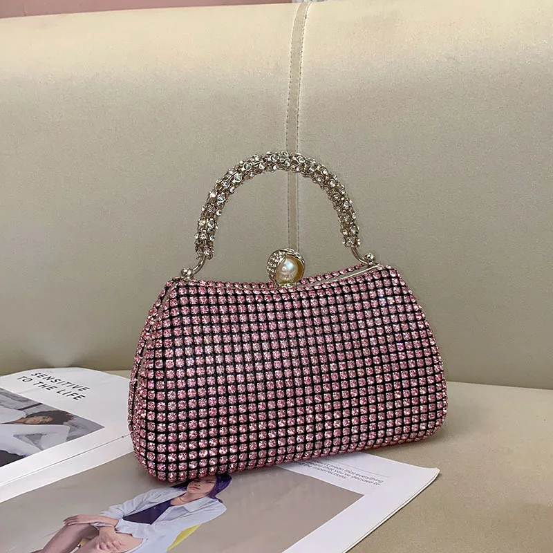 

Yuan dinner bag, fashionable and high-end sense, shiny and ineffective, diamond-encrusted, diamond-filled portable messenger bag