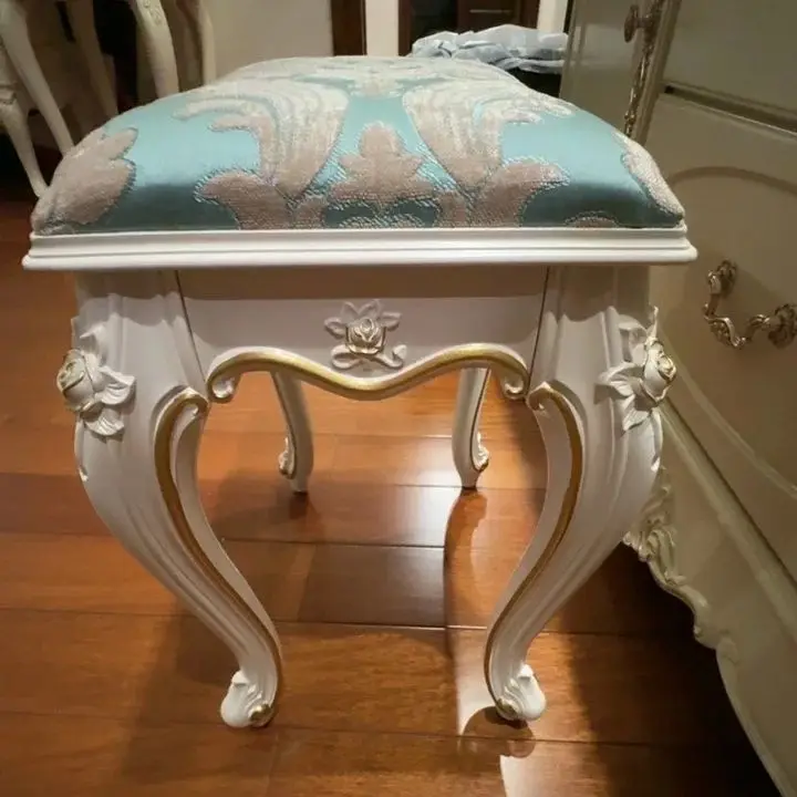 

European Makeup Stool Imitation Solid Wood American Dresser Stools White Bedroom Modern Simple Nail Stool Household Ottomans
