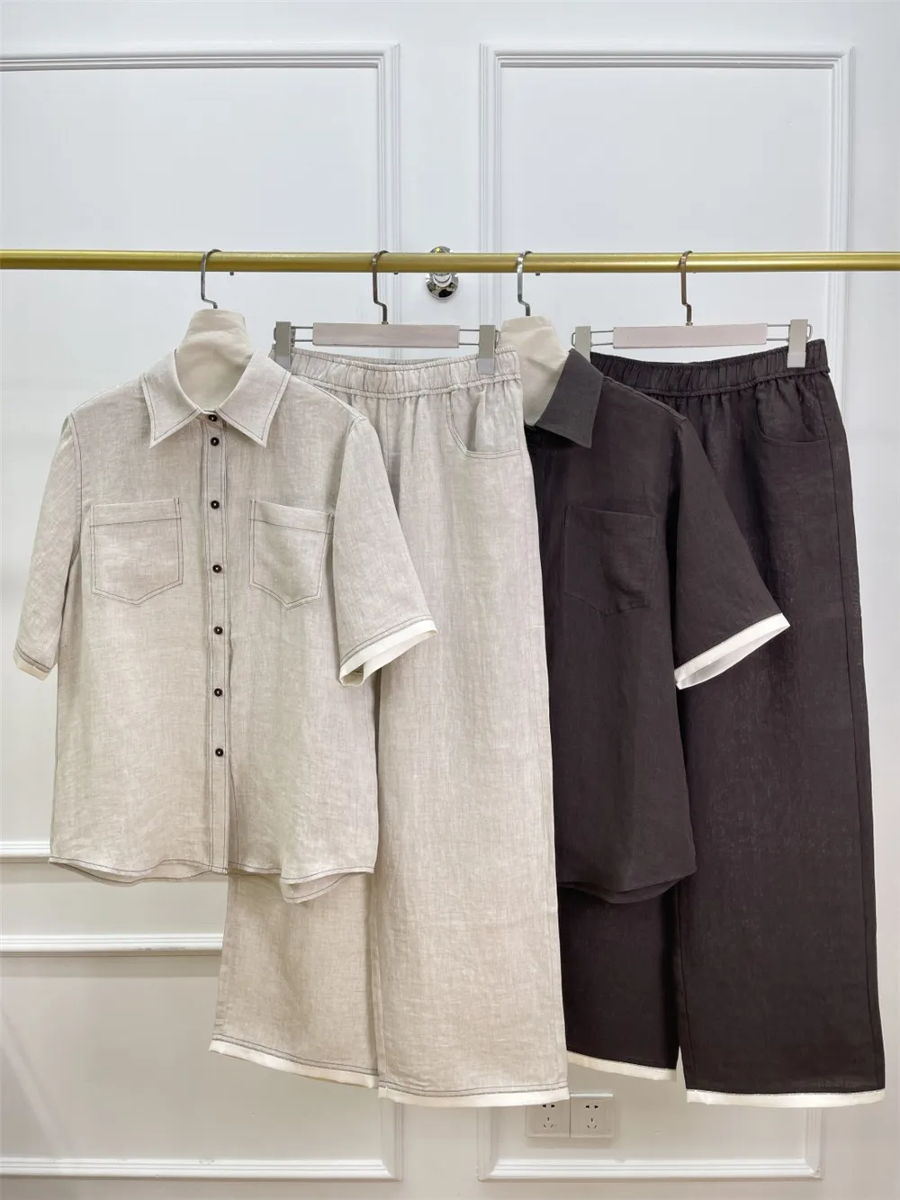 

Women's Linen Pants Suit Lape Short-Sleeved Shirt Top + High Waist Wide-leg Pants Two-Piece Set