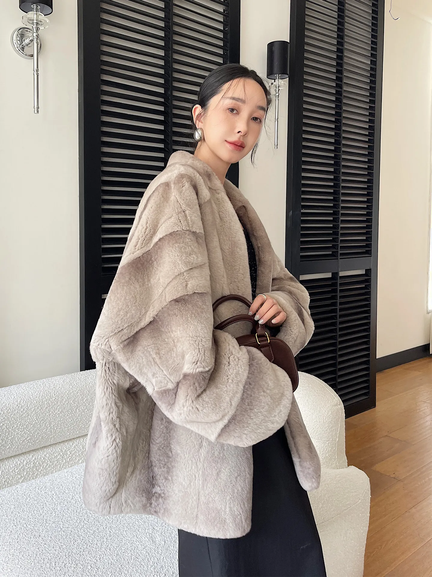 Rex Rabbit Fur 2026 New Whole Leather Young Integrated Fur Coat Women's Autumn and Winter