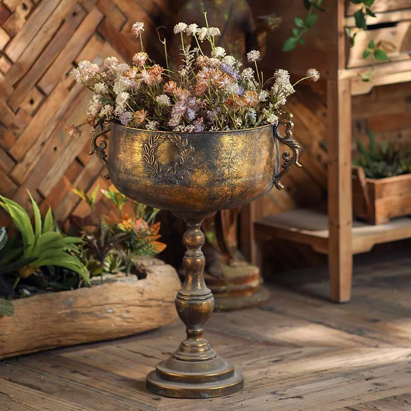 Industrial wind metal floor-to-ceiling flower pot ornament goblet foreign trade handicraft vase removable European wedding ornam