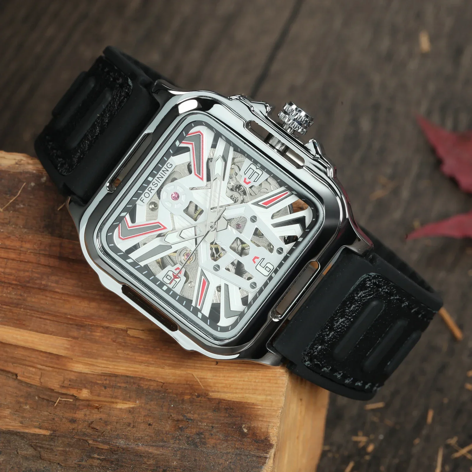 

Forsining Sports Mens Watches Top Brand Luxury Automatic Mechanical Watch for Men Luminous Hands Leather Rubber Strap Wristwatch