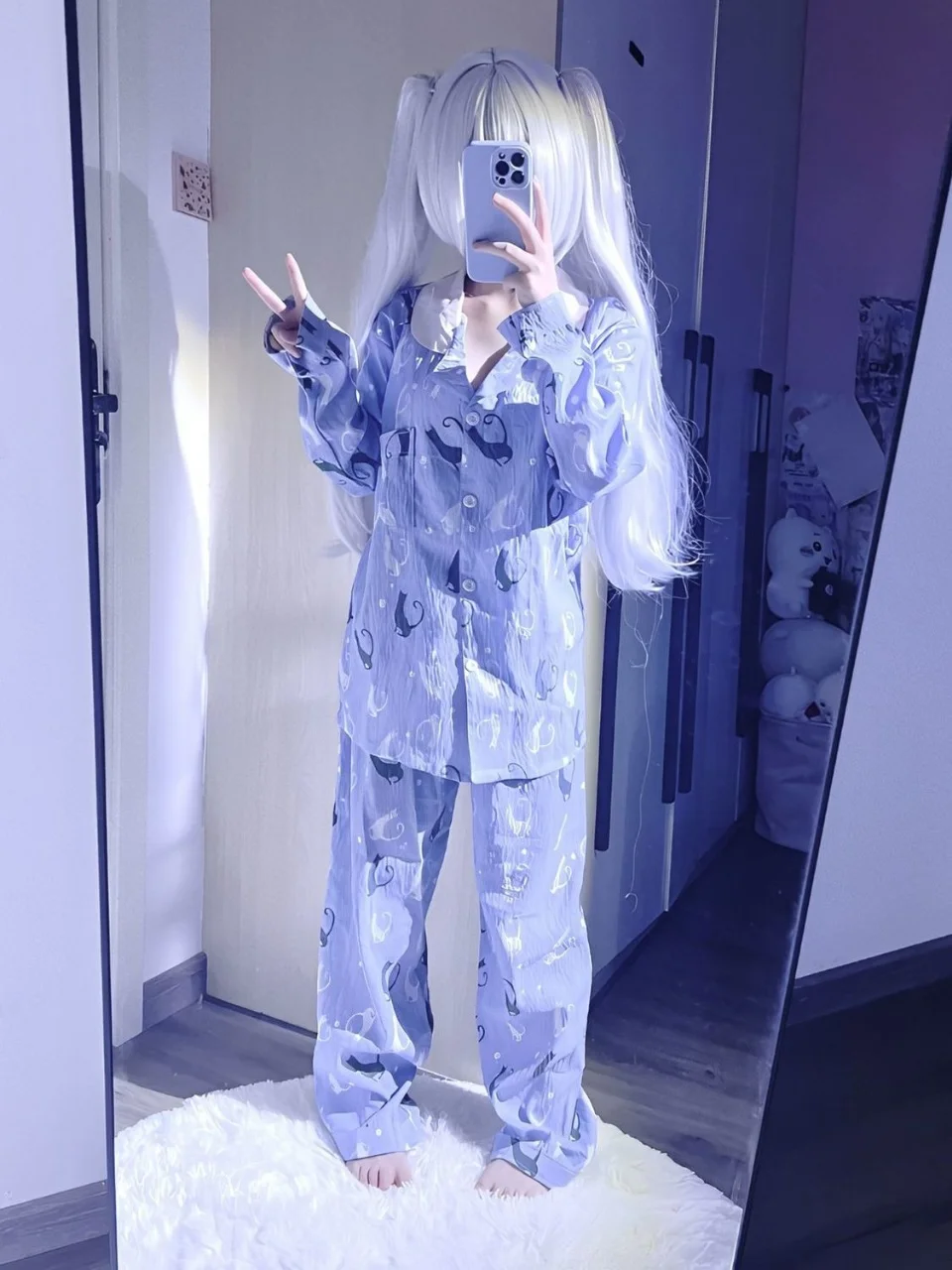 ชุดนอนพิมพ์ลายแมวสีฟ้าอ่อนสำหรับผู้หญิง - เสื้อแขนยาวติดกระดุมและกางเกงทรงหลวม ชุดนอนนุ่มสบายสไตล์คาวาอิ