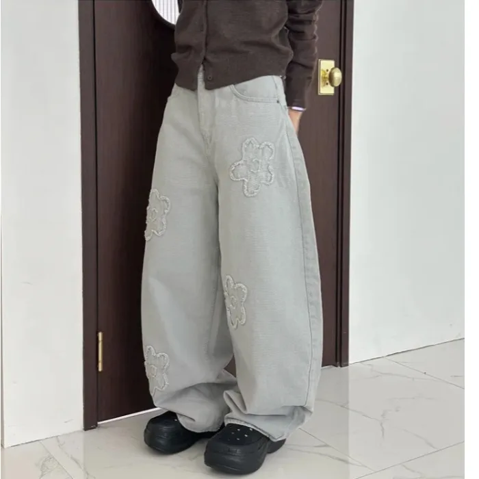 Novo coreano sle simples legal bordado desgastado flor solta jeans casuais feminino cintura alta vintage waed algodão denim calças