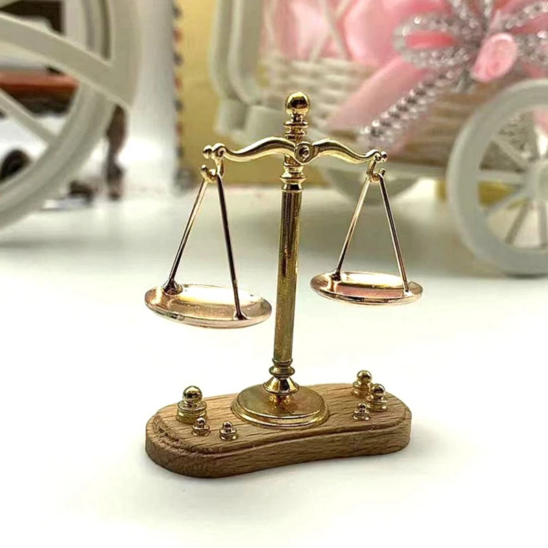 ABKO-Mini Vintage Balance Scale Ornaments, Metal Antique Justice Scale Model, Home Decoration Children's Gift