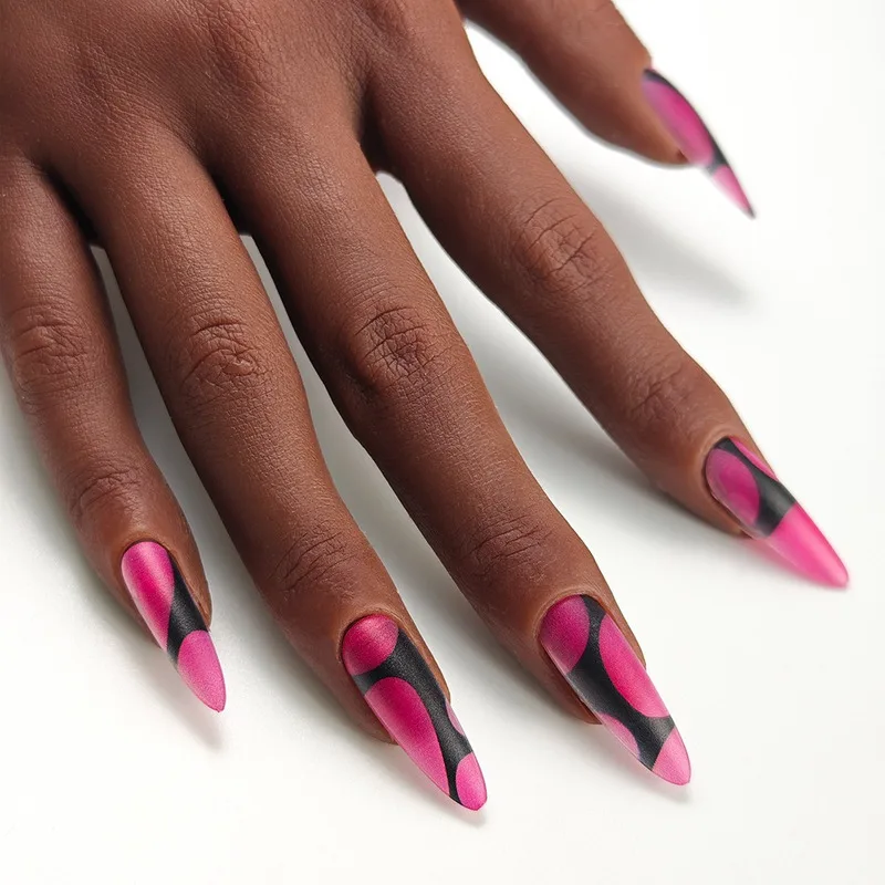 Lange Stiletto-Nägel, weiß bis rosa, Farbverlauf, glänzendes Chrompuder, Perle, Halo, Champagner, Schimmer, Alltagskleidung