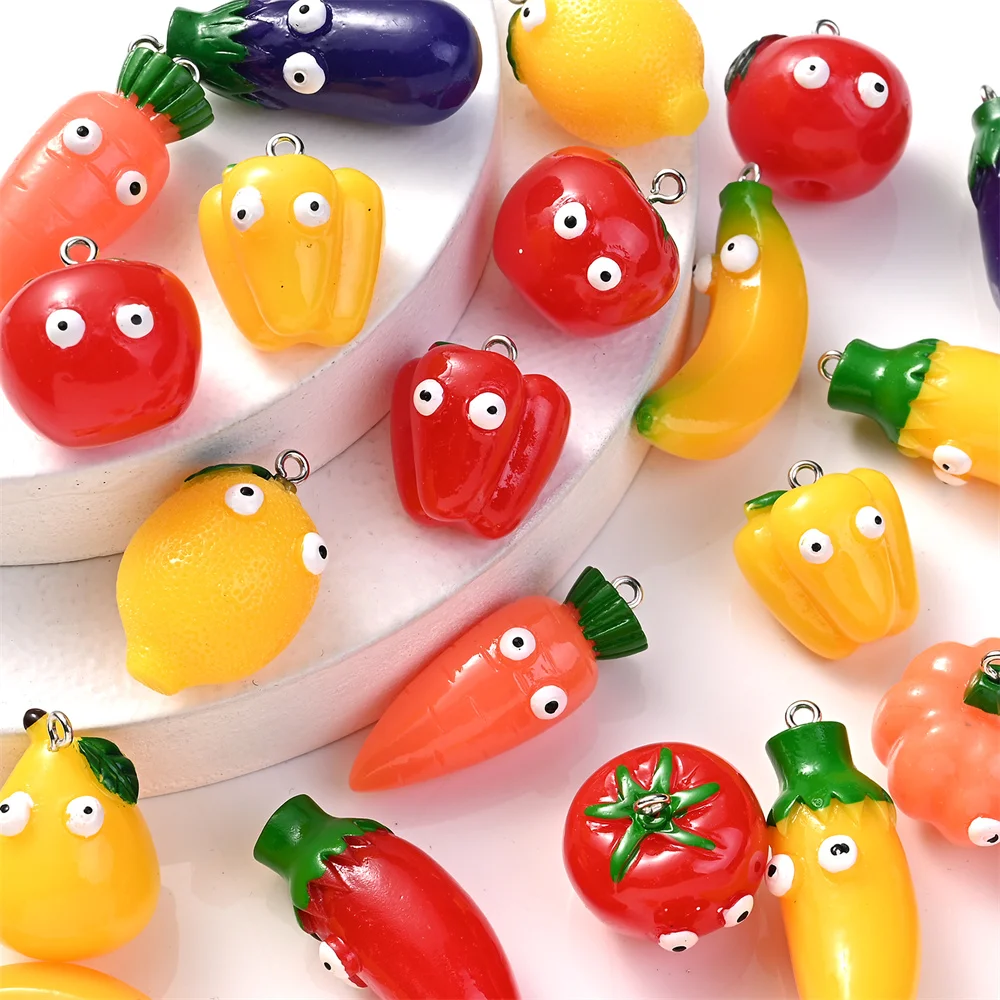 5 Stück 3D Gemüse- und Obst-Anhänger: Tomate, Paprika, Kürbis, Zitrone, Aubergine, Harz-Kreativanhänger für die Schmuckherstellung – Detail 1