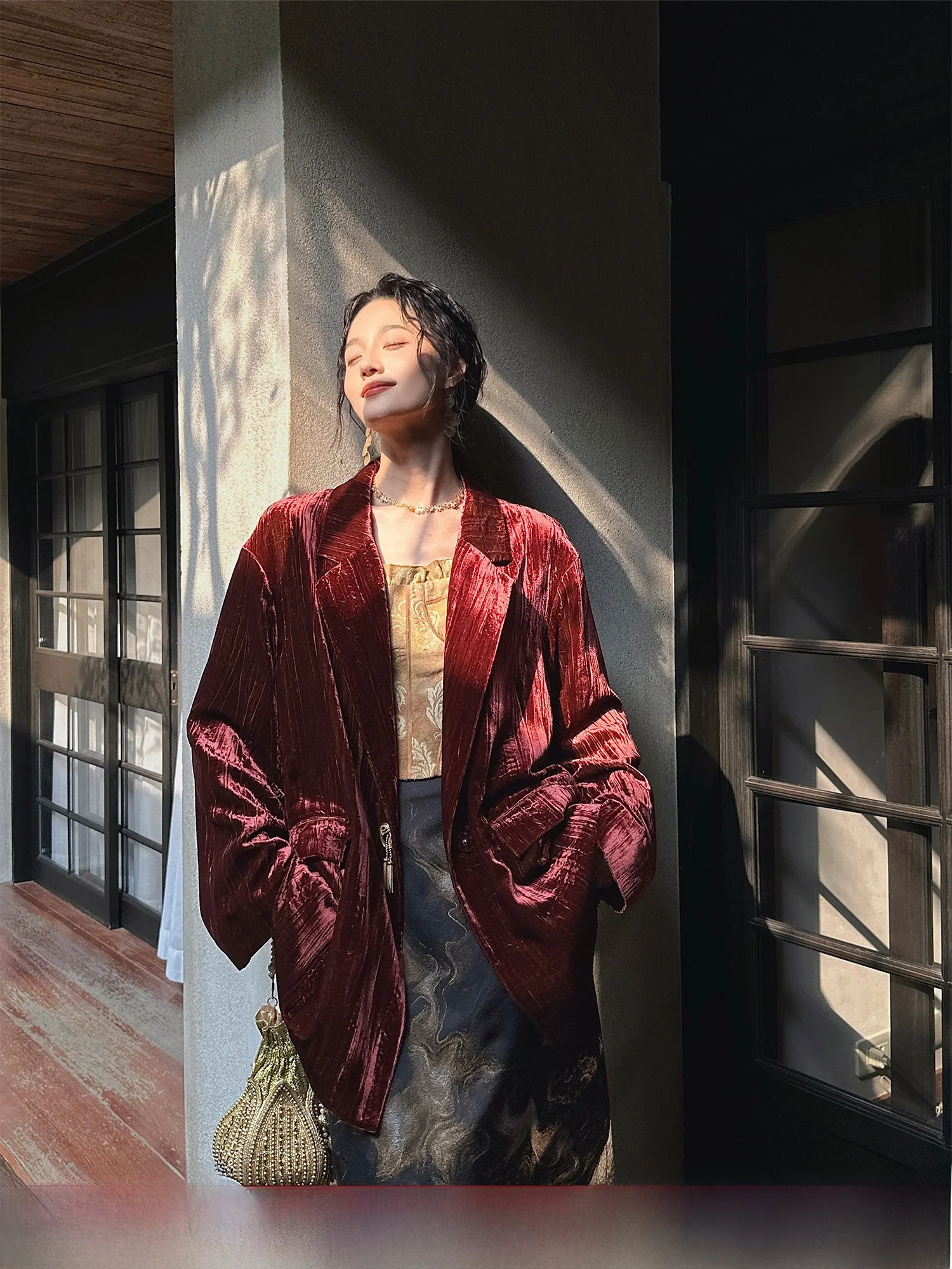 

Женский бархатный костюм Sanji Bla Flower West Jiang Yue: пиджак с 3D-принтом в ретро-стиле, премиум-класса, для офиса, свободного кроя, удлиненный