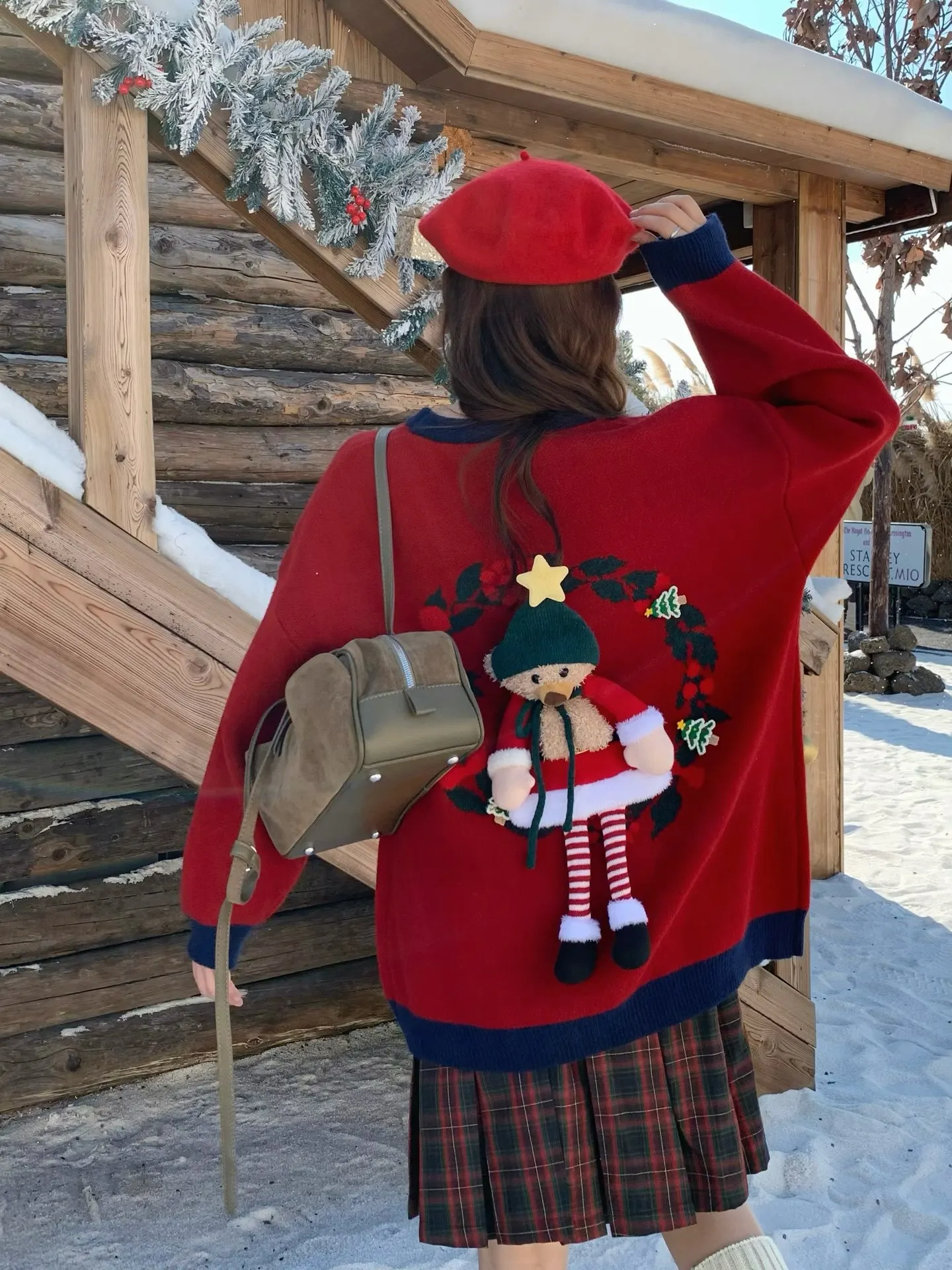 2025 الخريف الشتاء النسخة الكورية فضفاضة عيد الميلاد الدب بروش أنيق الرجعية جو البلوز سترة المتضخم سترة #5