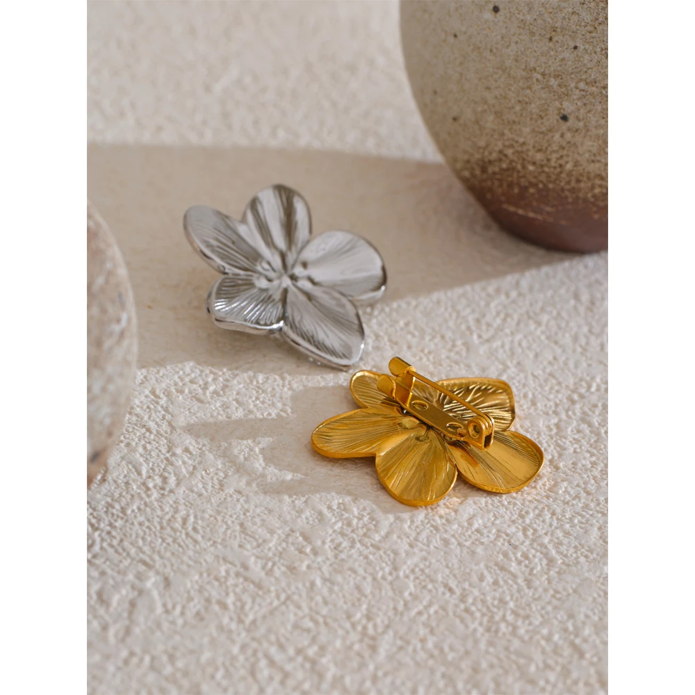 Yhpup Hot Style Stainless Steel Metal Flower Brooch Pin 18K PVD Plated Clothing Accessories Waterproof Fashion Jewelry Gift