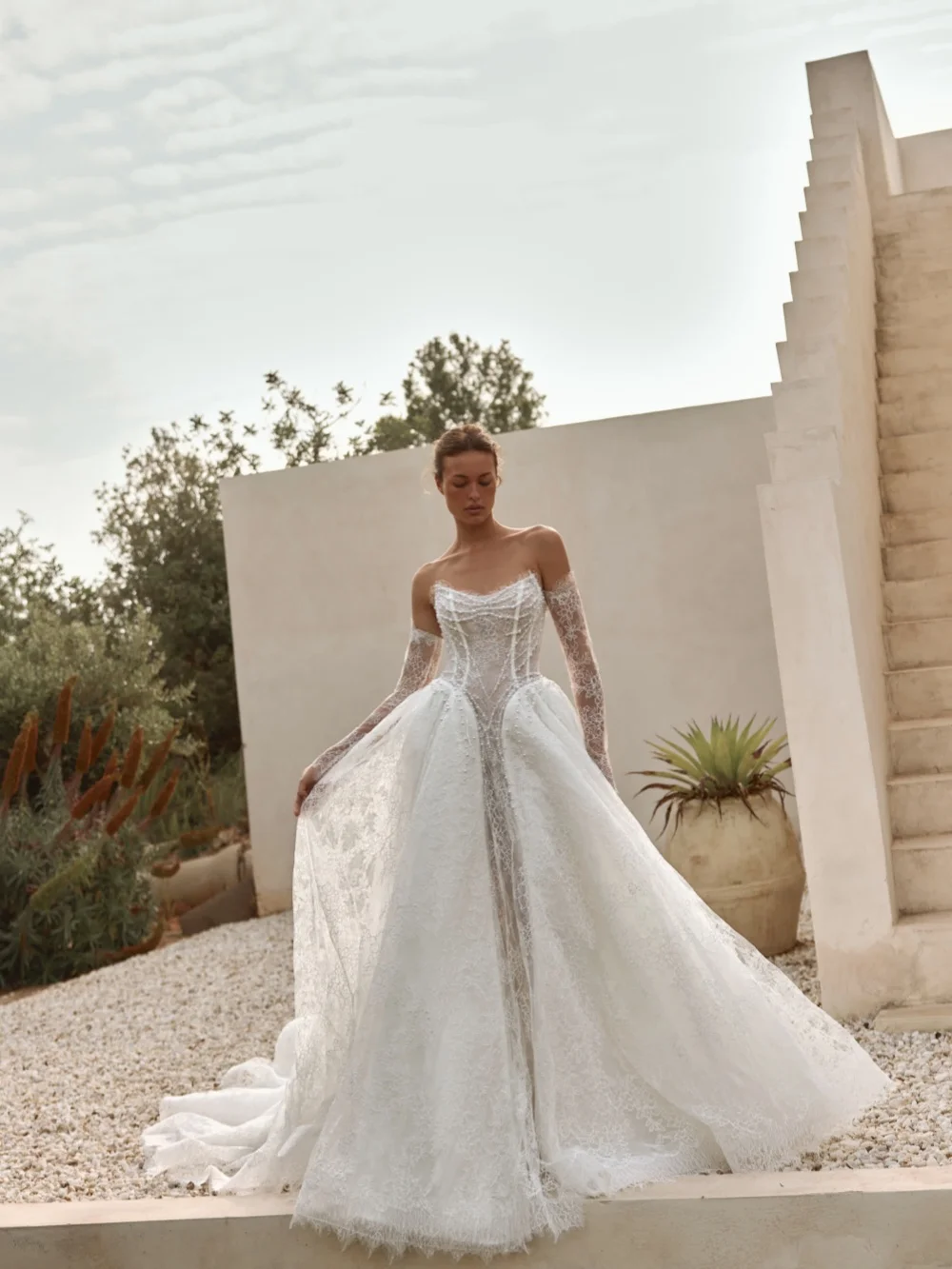 Sparkling Pearls Lace Wedding Dress Puffy Exquisite A-line Long Bridal Gown New Customized Dreamy Strapless Dresses For Bride