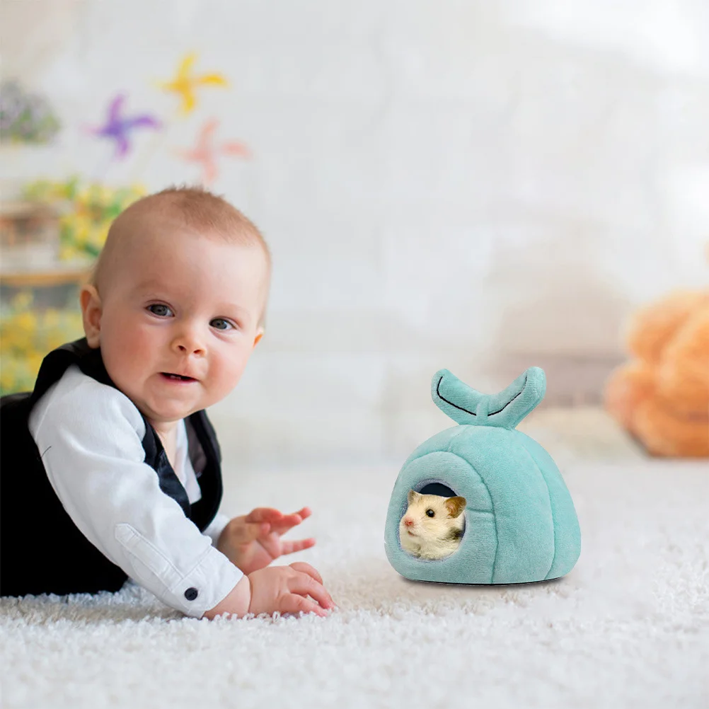 

Hamster Warm House Cartoon Whale Shape Nest Bed Cozy Small Pet Cave Hideout for Chinchillas Mice Rabbit Hamster House